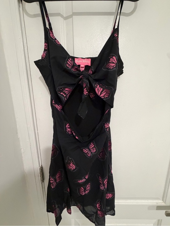 Sugar Thrillz Dresses & Skirts - Sugar Thrillz Black Dress with Pink Butterfly Print